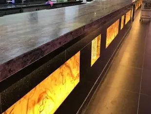 Naturstein Küchenarbeitsplatten